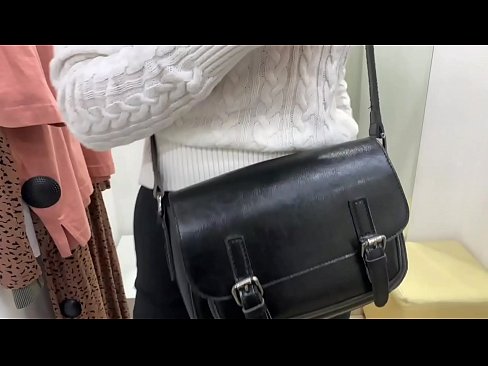 ❤️ 年輕婊子 FeralBerry 在試衣間用假陽具公開自慰 ☑ 性愛視頻 在 zh-tw.vbdsm.ru ❤